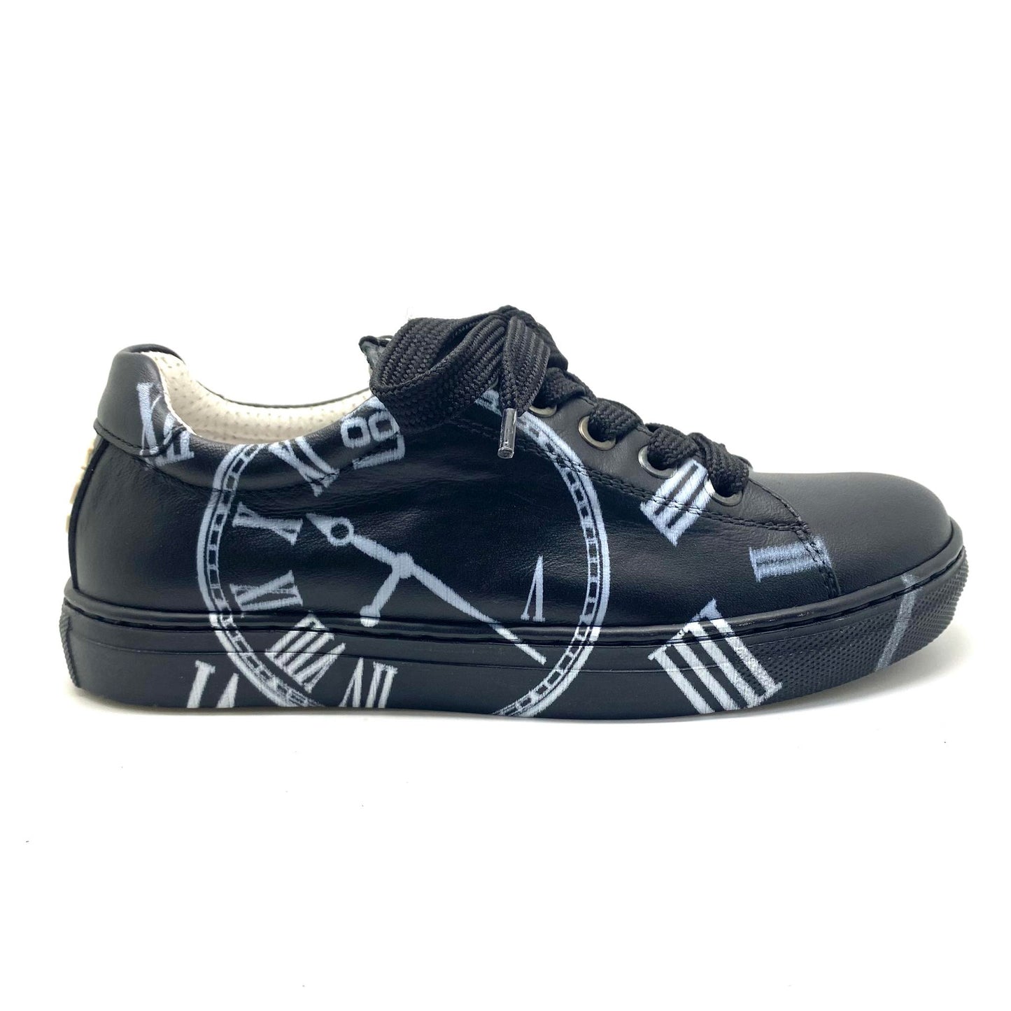 Be Kool lage sneaker zwart met klok op