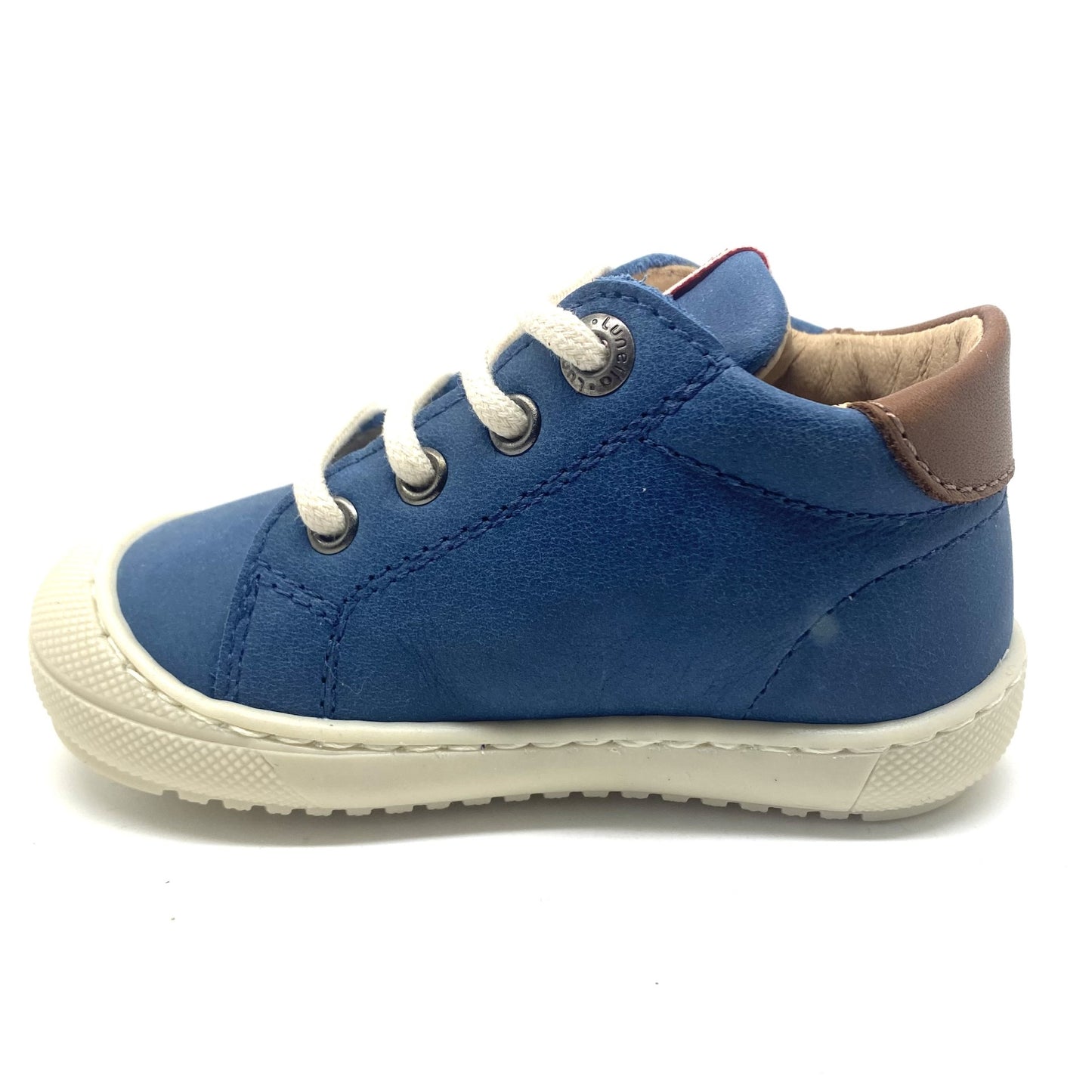 Lunella blauw eerste stappertje.