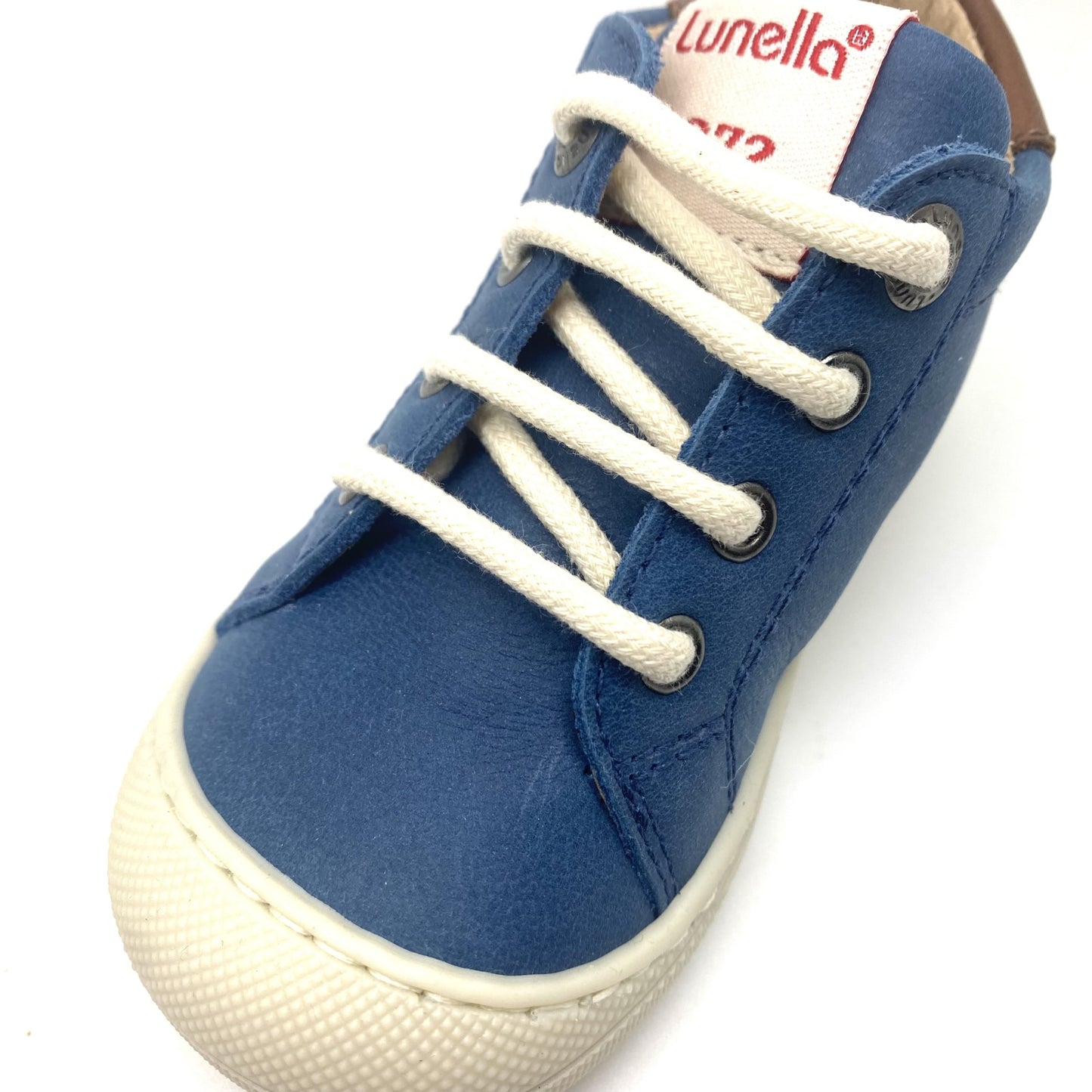 Lunella blauw eerste stappertje.