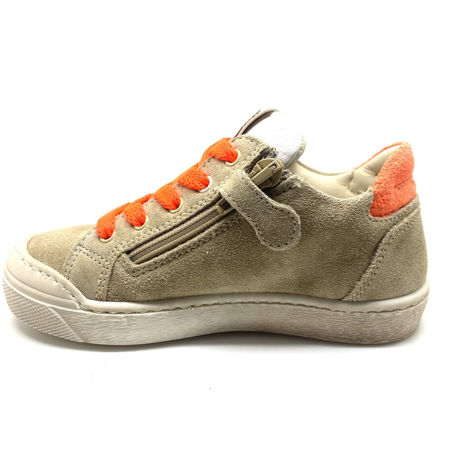 Stones and Bones GREEN lage sneaker beige met oranje veters