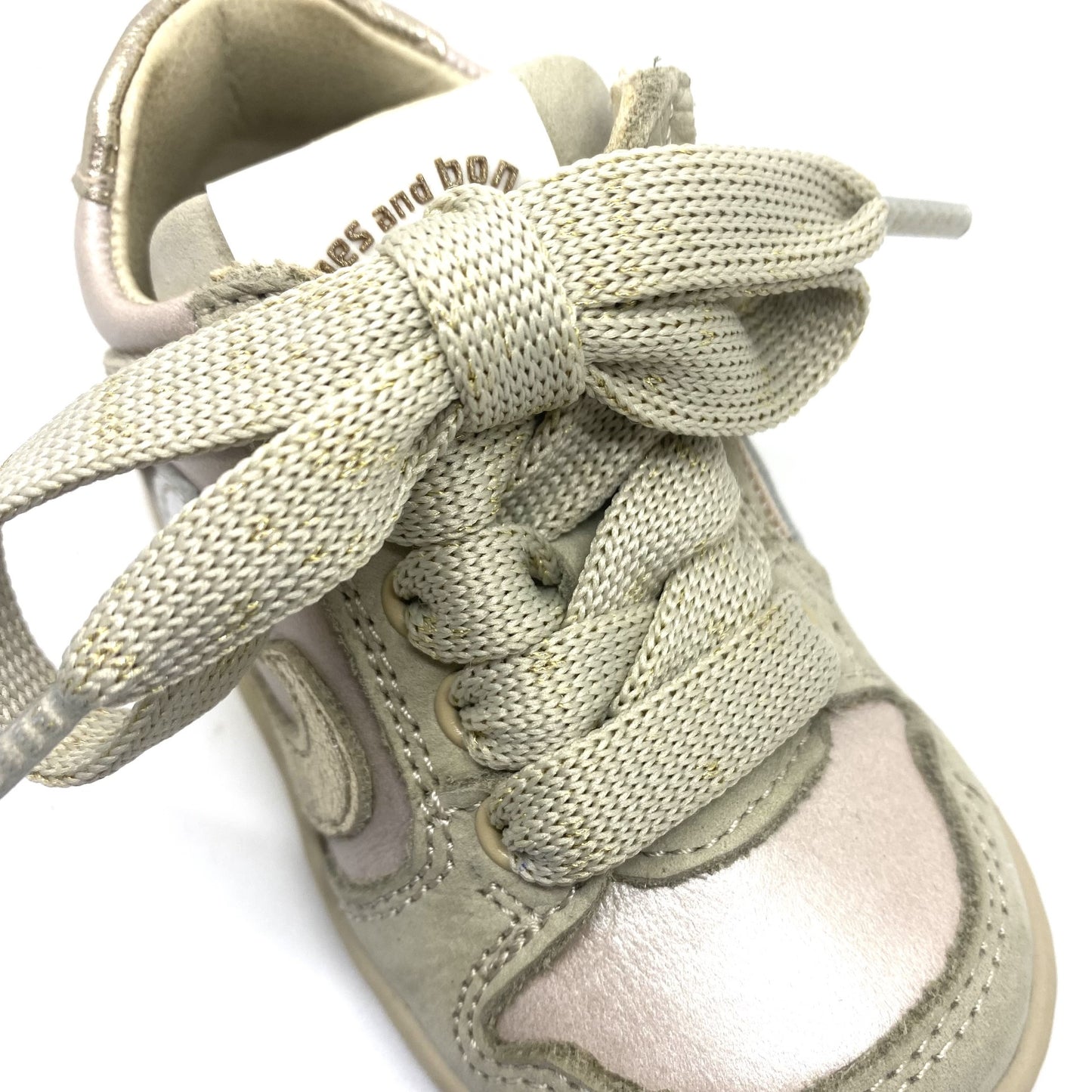 Stones and Bones beige sneakertje met veter en rits