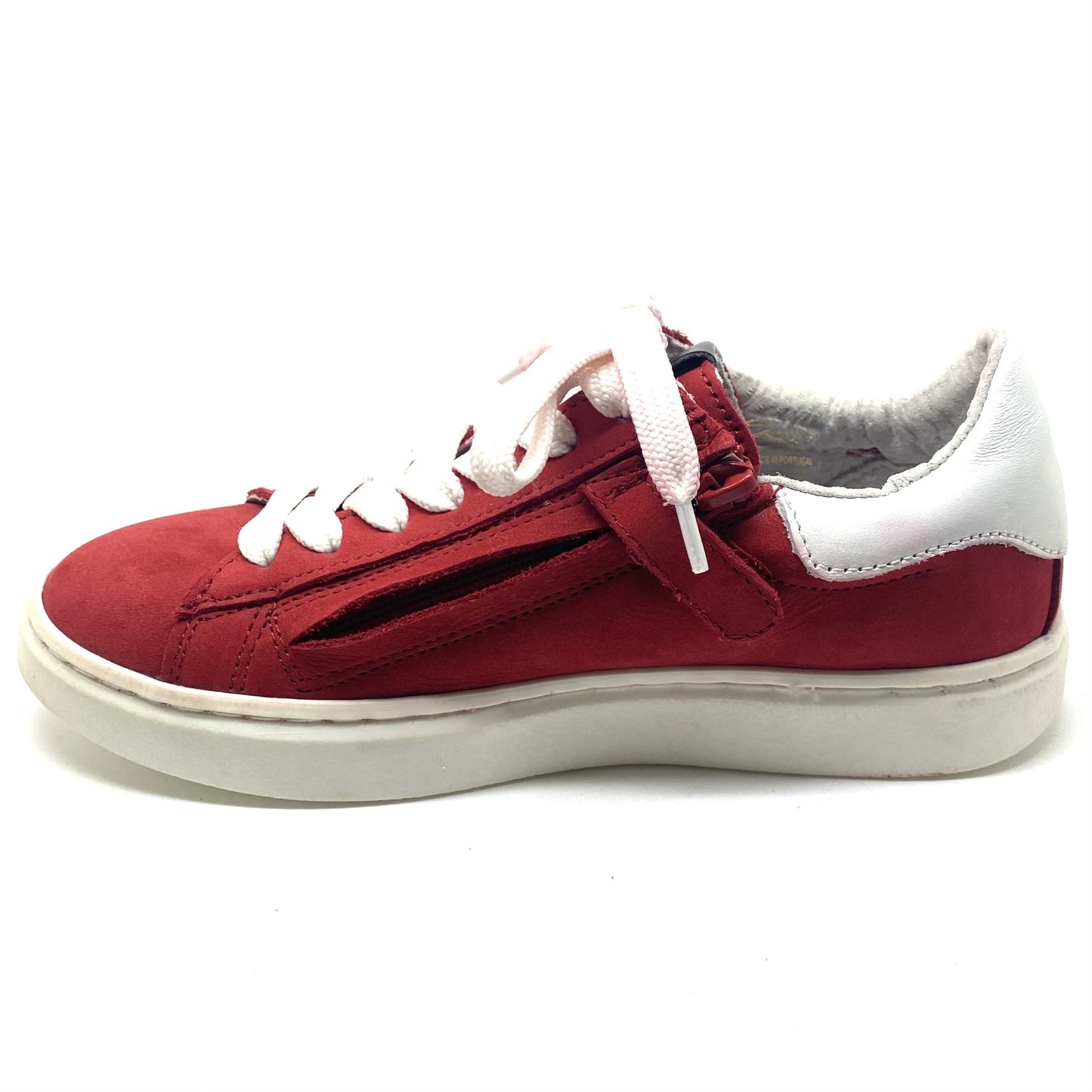 Hip lage sneaker rood met witte zool