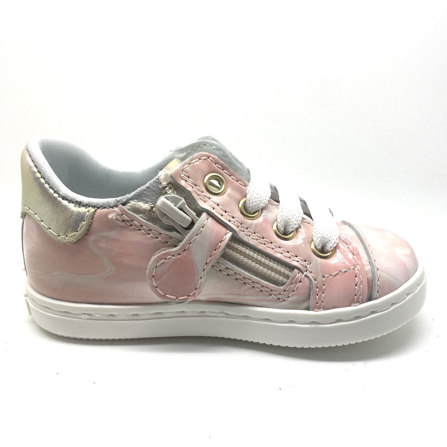 Beberlis roos sneakertje met glitter.