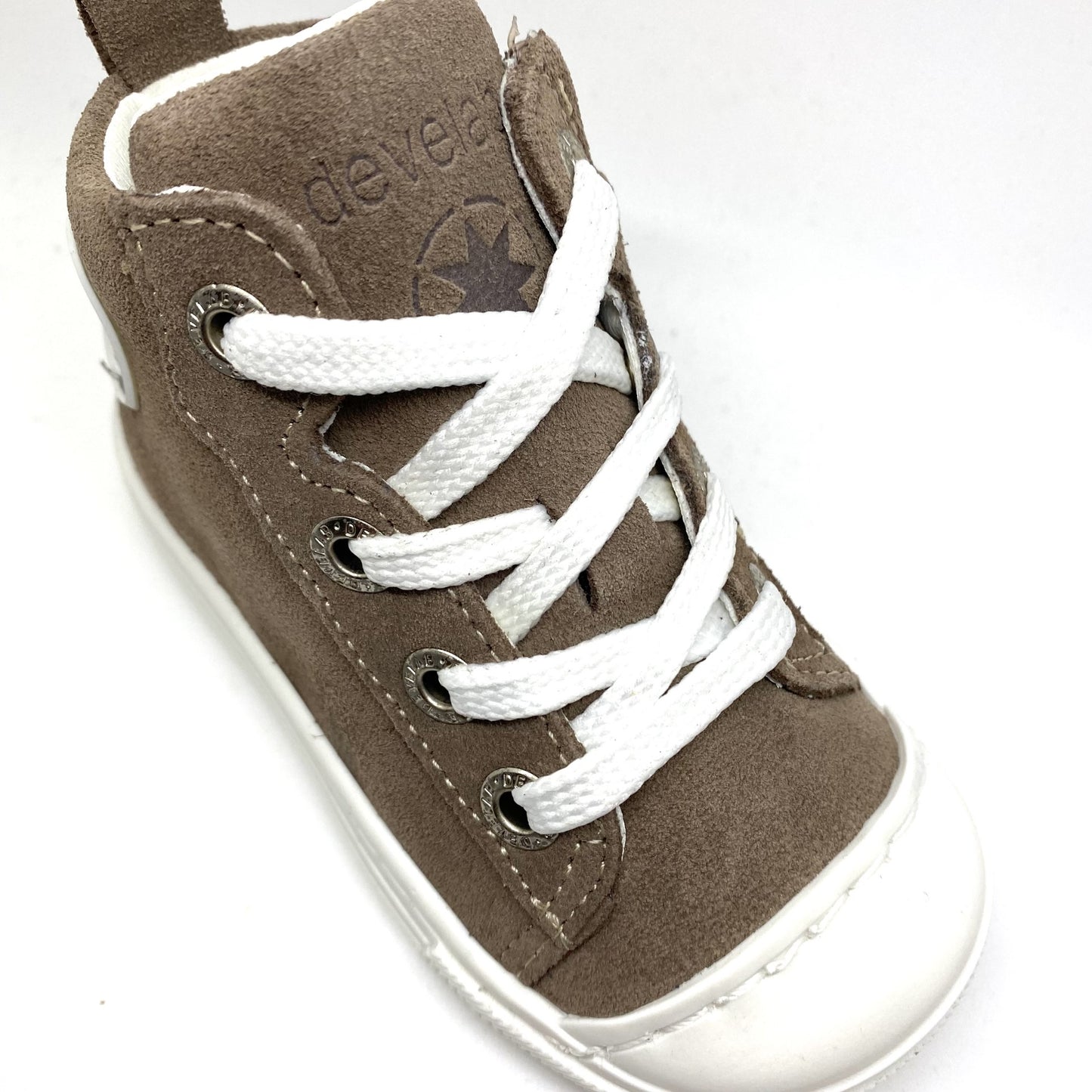 Develab hoge sneaker.