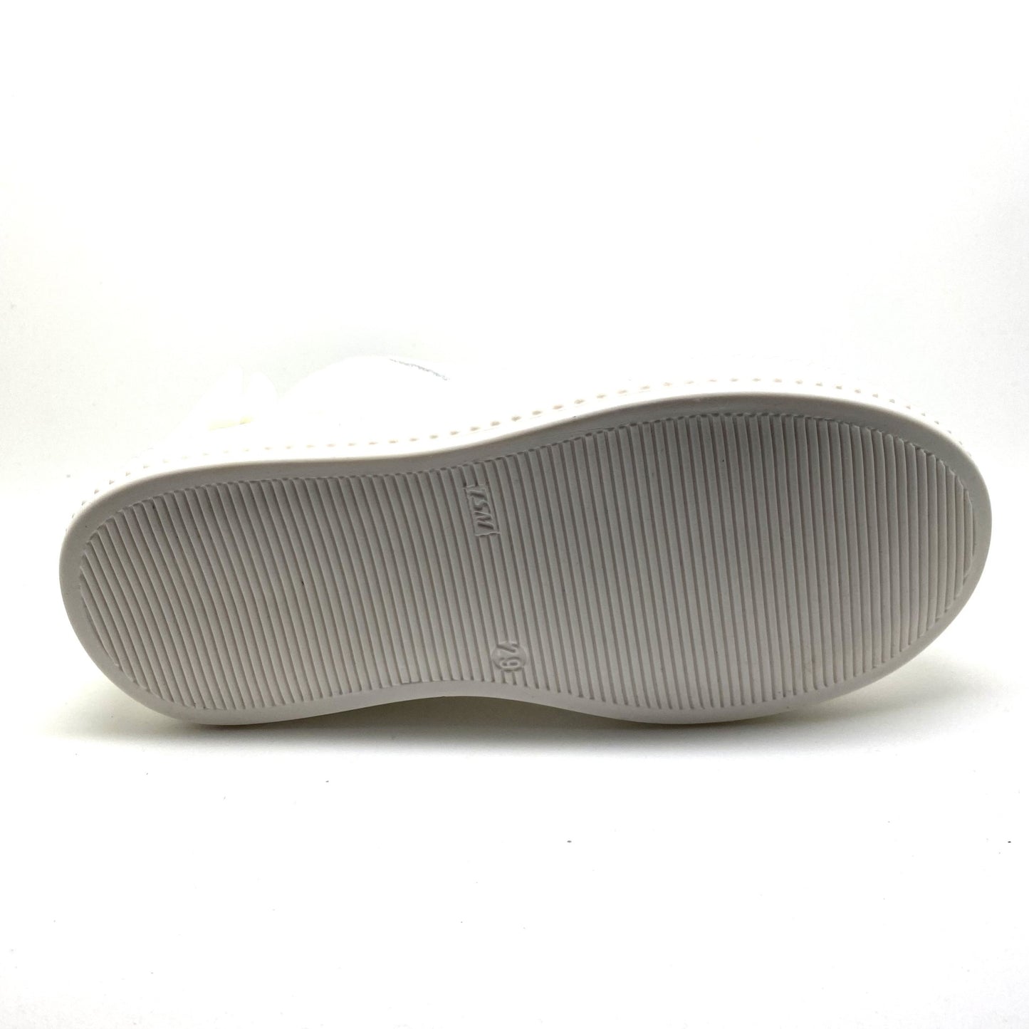 Beberlis sneaker wit met strik achteraan