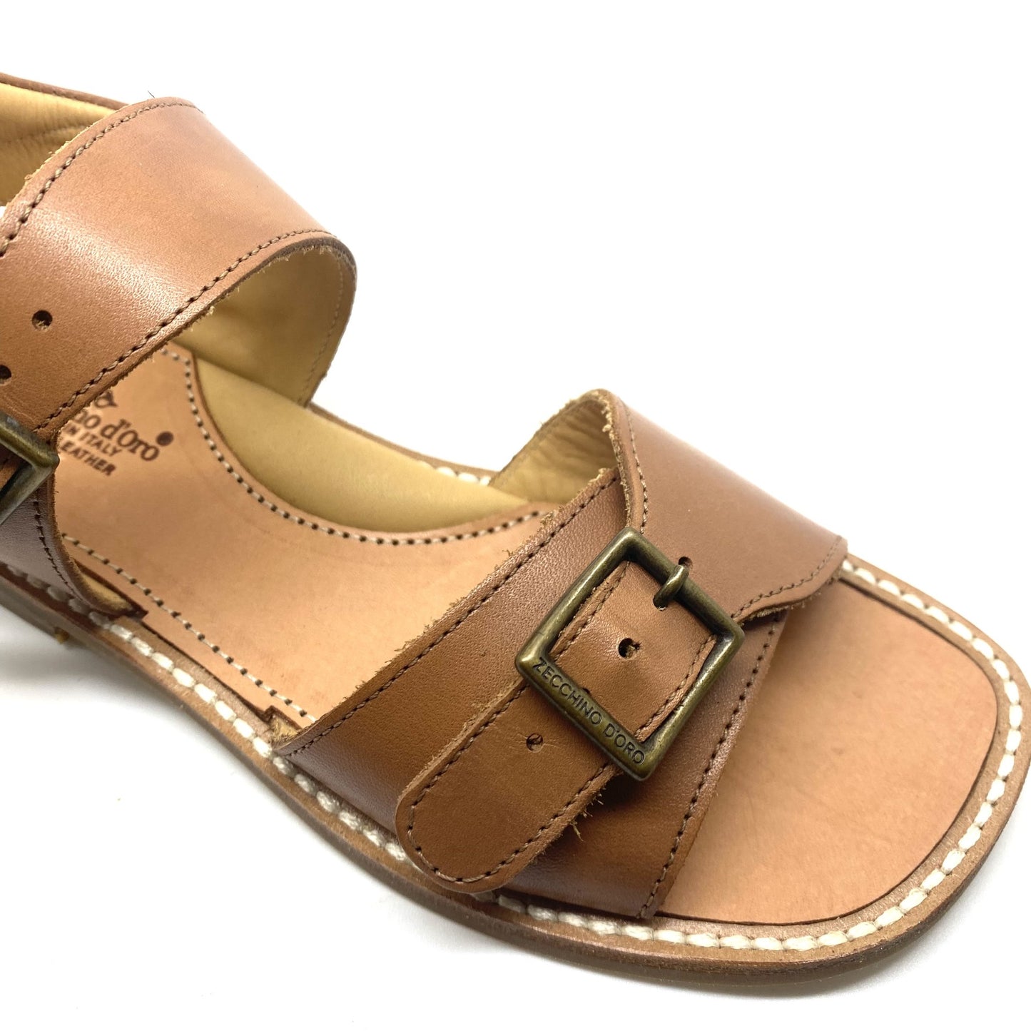 Zecchino D'oro sandaal coganc met gespen