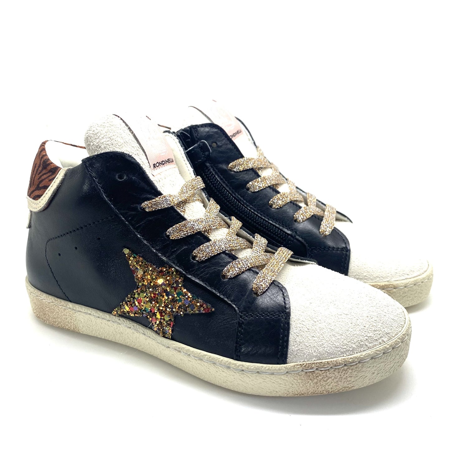 Rondinella hoge sneaker zwart en wit en met een glitter ster