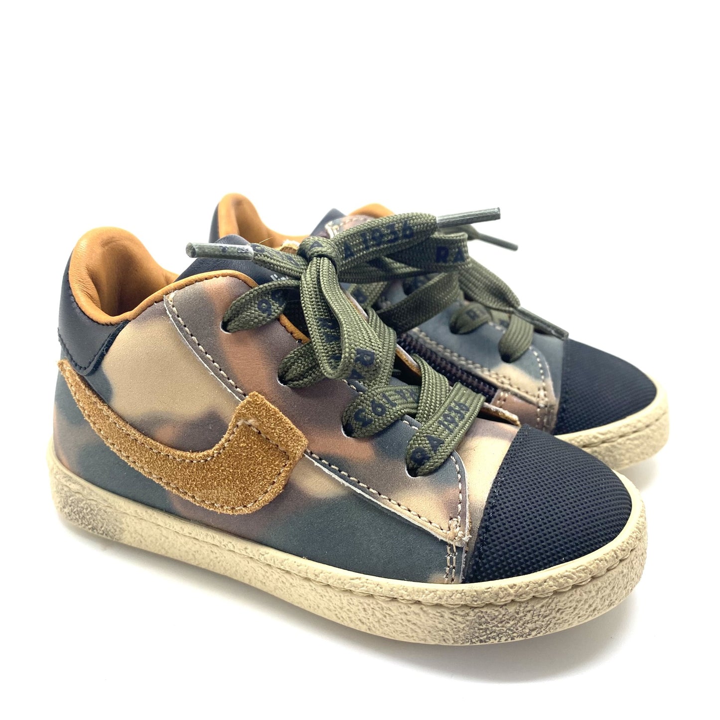 Rondinella sneaker met leger print