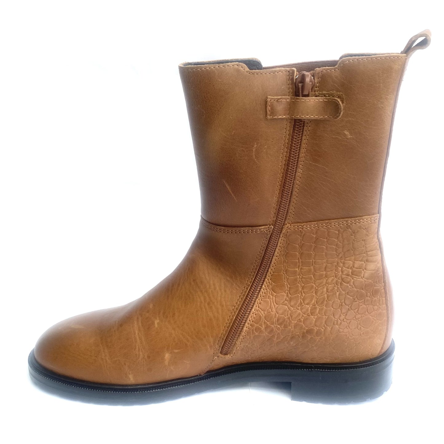 Hip half hoge laars met rek aan de zijkant en rits